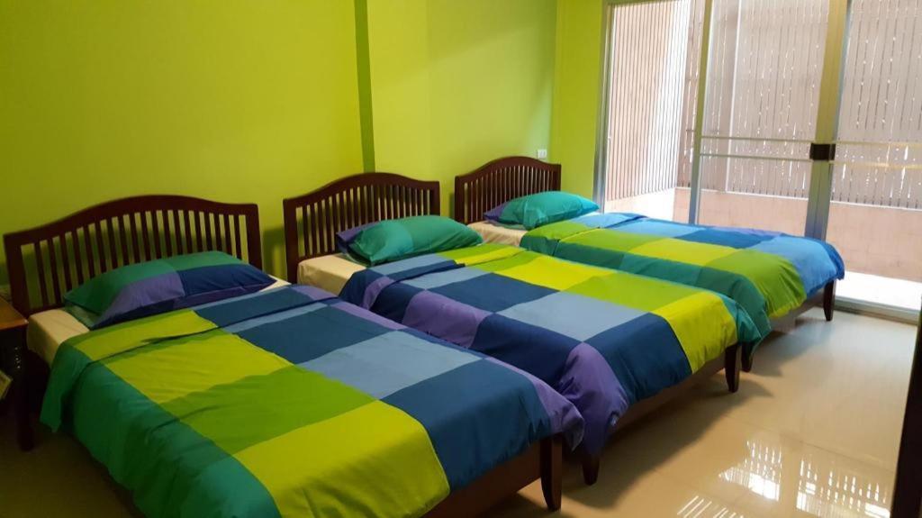 Sunflower Place 3*