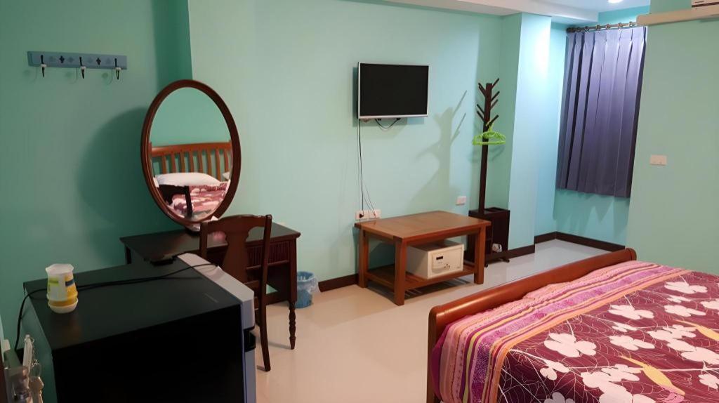 Khách sạn Sunflower Place 3*
