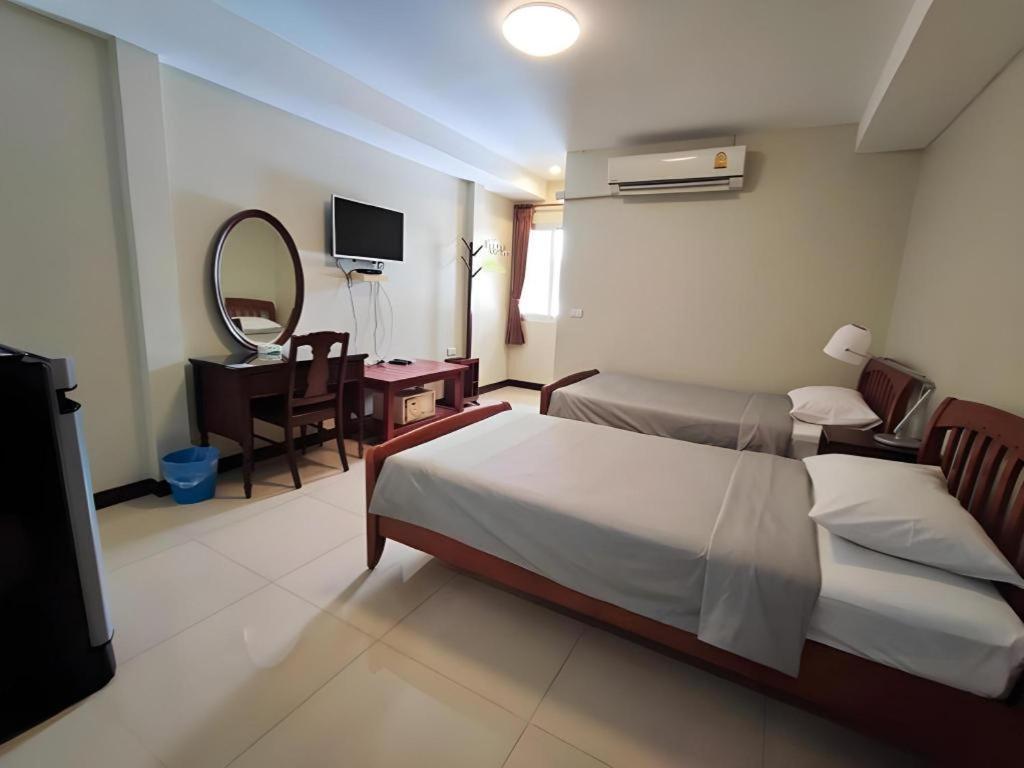 Khách sạn Sunflower Place 3*